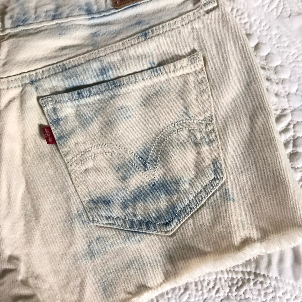 LEVI’S Tie Dye Cutoff Jean Shorts White Blue Junior Size 5 Zip Fly - Picture 6 of 13
